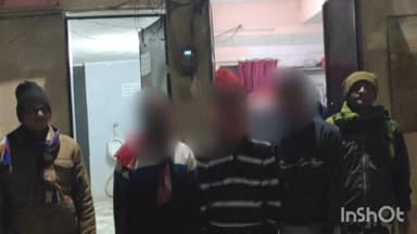 रोह: कोसी गांव में डॉक्टर की हुई थी हत्या अब तक पुलिस ने नौ लोगों को दबोचा एक फरार गाड़ी की तलाश जारी