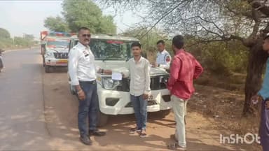 बेमेतरा: बेमेतरा जिला की पुलिस ने मोटर व्हीकल एक्ट के तहत 23 वाहन चालकों पर की चालानी कार्रवाई