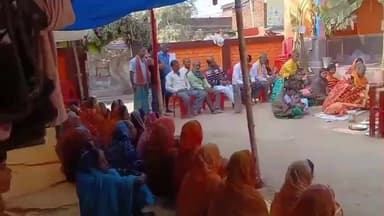 फुल्लीडूमर: कटहरा गांव के प्राचीन काली मंदिर का स्थानांतरण, वैदिक मंत्रोच्चार के बीच प्राण प्रतिष्ठा अनुष्ठान