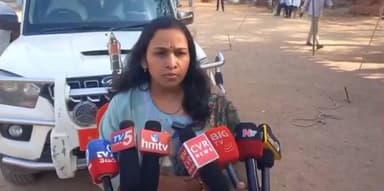 బిచ్కుంద: పోలింగ్ కేంద్రాన్ని సందర్శించి, భద్రతాపరంగా అన్ని జాగ్రత్తలు తీసుకోవాలని స్పష్టం చేసిన బాన్సువాడ సబ్ కలెక్టర్ కిరణ్మయి