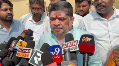 హుస్నాబాద్: భారతదేశ ప్రజాస్వామిక వ్యవస్థలో ఓటు అనేది ఆయుధం: రాష్ట్ర మంత్రి పొన్నం ప్రభాకర్