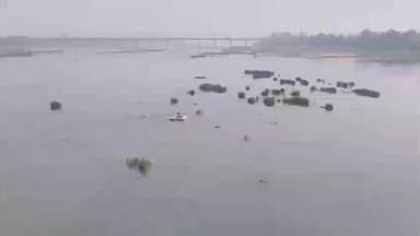 हंडिया: मां नर्मदा नदी के घाट से चौकी गांव तक पदयात्रा का आयोजन, भक्तों के लिए विशेष आश्रम की शुरुआत