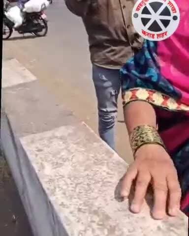 कराड: कराड वाहतूक शाखेने वाचवला महिलेचा जीव