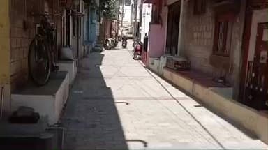 ಗುಳೇದಗುಡ್ಡ: ಕಳಪೆಯಾದ ನಾಗರೋಥಾನ ರಸ್ತೆ ಕಾಮಗಾರಿಗಳು, ಅಧಿಕಾರಿಗಳು ಪರಿಶೀಲಿಸಲಿ : ಪಟ್ಟಣದಲ್ಲಿ ಪುರಸಭೆ ಮಾಜಿ ಅಧ್ಯಕ್ಷ ರಾಜು ತಾಪಡಿಯಾ ಆಗ್ರಹ