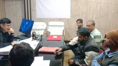 মগরাহাট ১: মগরাহাট এক নম্বর ব্লকের বিডিওর কাছে তিন দফা দাবি নিয়ে ডেপুটেশন জমা দিলেন AIKS এর সদস্যরা