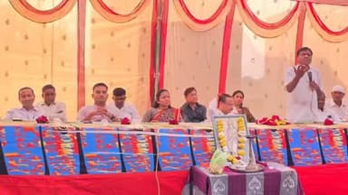 નસવાડી: ઈટીયા અને પાયાકોઈ પ્રાથમિક શાળામાં વર્ગખંડના ભૂમિ પૂજન જિલ્લા પંચાયત પ્રમુખ અને ધારાસભ્યના હસ્તે થયું.