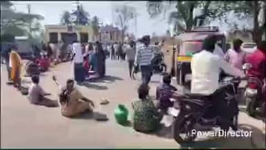 ಗುಂಡ್ಲುಪೇಟೆ: ಕುಡಿಯುವ ನೀರಿಗೆ ಹಾಹಾಕಾರ; ಚಿಕ್ಕತುಪ್ಪೂರು ಗ್ರಾಮಸ್ಥರಿಂದ ರಸ್ತೆ ತಡೆದು ಆಕ್ರೋಶ