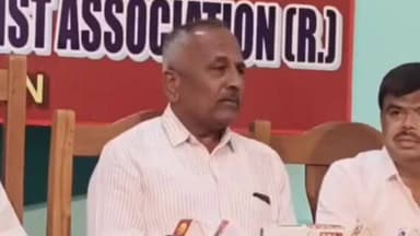 ಹಾಸನ: ಸ್ಥಳೀಯ ಸಂಸ್ಥೆ ಚುನಾವಣೆ ಮೈತ್ರಿಗೆ ವಿರೋಧಿಸಿದ ಪ್ರೀತಂಗೌಡ ವಿರುದ್ಧ ನಗರದಲ್ಲಿ ಮಾಜಿ ಶಾಸಕ ಕೆ ಎಸ್ ಲಿಂಗೇಶ್ ವಾಗ್ದಾಳಿ