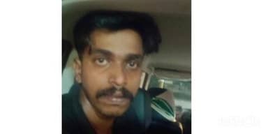 തിരുവല്ല: തിരുവല്ല സ്പാ ബലാൽസംഗ കേസിലെ 2 പ്രതികൾ തിരുവല്ല സ്റ്റേഷനിൽ എത്തി കീഴടങ്ങി