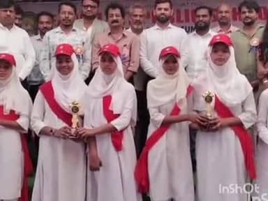 ಹುಮ್ನಾಬಾದ್: ಪಟ್ಟಣದಲ್ಲಿ ಸೂಫಿ ಸಂತ ಸಾಹಿತ್ಯ ಸಂಘದಿಂದ ಸಾಧಕರಿಗೆ ಕಾರಂಜಾ ರತ್ನ ಪ್ರಶಸ್ತಿ ಪ್ರಧಾನ