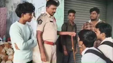 వెంకటగిరిలో పలుచోట్ల ఆకస్మిక తనిఖీలు చేపట్టిన పోలీసు ఉన్నత అధికారులు