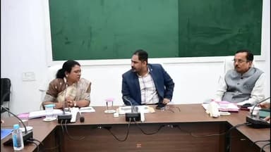 मरवाही: जीपीएम जिले के प्रभारी सचिव ने विभागीय योजनाओं की समीक्षा की, शिक्षा गुणवत्ता, टीकाकरण और जल संरक्षण पर दिया जोर