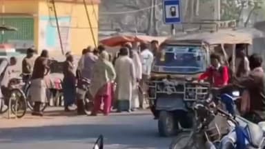 सनहौला: सन्हौला ब्लॉक चौक पर सड़क हादसा, एक व्यक्ति गंभीर रूप से घायल