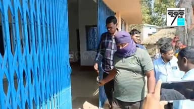 ରାଜନୈତିକ ଛକାପଞ୍ଝା ଭିତରେ ବାଲେଶ୍ୱର ଜିଲ୍ଲା ବାଲିଆପାଳ ଥାନା ଅନ୍ତର୍ଗତ ବିଷ୍ଣୁପୁର ପଞ୍ଚାୟତ କାର୍ଯ୍ୟାଳୟ ର ତାଲା ଭାଙ୍ଗିଲା ପ୍ରଶାସନ