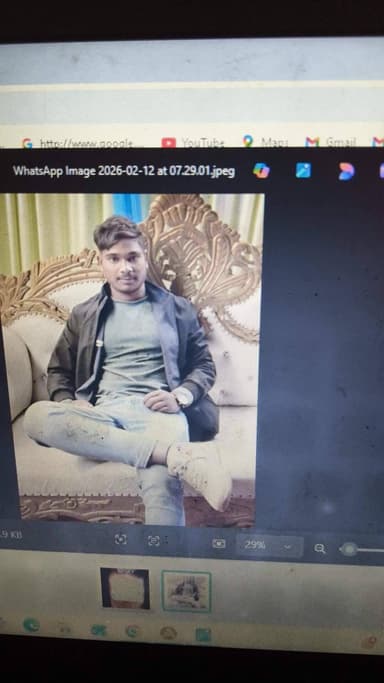 ये लड़का नाम -अजय कुमार जो की ग्राम - पाराटांड़, थाना - कटकमसांडी
pls con -7482004754