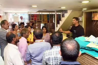 ದಾವಣಗೆರೆ: ನಾಮಪಲಗಳಲ್ಲಿ ಶೇ.60ಕ್ಕಿಂತ ಕಡಿಮೆ ಕನ್ನಡ ಭಾಷೆ ಇದ್ದರೆ ತೆರವುಗೊಳಿಸಲಾಗುವುದು: ನಗರದಲ್ಲಿ ಪಾಳಿಕೆ ಆಯುಕ್ತರ ಎಚ್ಚರಿಕೆ