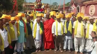 ಹಾನಗಲ್: ಪಟ್ಟಣದಲ್ಲಿ ಸಂಭ್ರಮದಿಂದ ನಡೆದ ಕನಕದಾಸ ಮೂರ್ತಿ ಮೆರವಣಿಗೆ