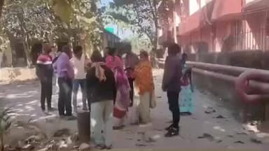 बिशुनपुर: मैट्रिक परीक्षा देकर लौट रहे बाइक सवार अनियंत्रित होकर गिरे, मौके पर दो की मौत, दो घायल