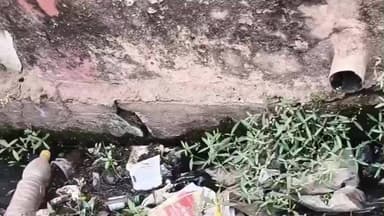 ఏటూరునాగారం: కమలాపురం మేజర్ గ్రామపంచాయతీలో డ్రైనేజీ వ్యవస్థ అస్తవ్యస్తం