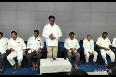 నర్సంపేట: నర్సంపేట, పోటీ చేసిన అభ్యర్థులు మరియు ఏజెంట్ లతో సమావేశం నిర్వహించిన మాజీ శాసనసభ్యులు పెద్ది సుదర్శన్ రెడ్డి