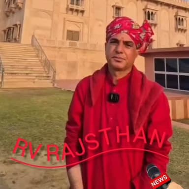 धर्म में राजनीति प्रवेश नहीं कर सकती फिर चाहे गाय को नाम लो या भैंस को लो 🤔 _महन्त दिनेश गिरी महन्त श्री दिनेश गिरि
#fol...