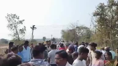 उमरेड: हृदयद्रावक! बारावीचा पेपर देण्यासाठी निघालेल्या बाप-लेकीवर काळाचा घाला; भीषण अपघातात दोघांचा मृत्यू