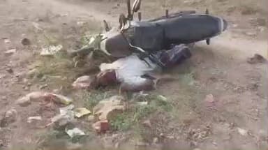 அவிநாசி: சின்னேரிபாளையம் பகுதியில் சாலையோர பள்ளத்தில் அடையாளம் தெரியாத ஆண் சடலம் போலீசார் விசாரணை