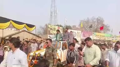 देवधर क्रिकेट टूर्नामेंट के फाइनल मुकाबले में जबलपुर को 64 रन से हराकर इटावा बनी विजेता, आर पी सिंह ने दी शुभकामनाएं