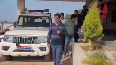 रामगढ़ चौक: सोंधी के पास बाइक सवार 3 अपराधियों ने हथियार के बल पर ITC के क्षेत्रीय पर्यवेक्षक को लूटा, जांच जारी