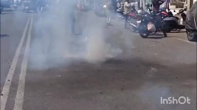 గాజువాక: ఫీజు రియంబర్స్మెంట్ విడుదల చేసినందుకు నారా లోకేష్ కు కృతజ్ఞతలు తెలుపుతూ పెద్ద ఎత్తున సంబరాలు జరుపుకున్న విద్యార్థులు