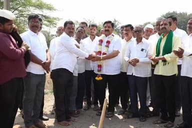 ರಾಯಬಾಗ: ನಾಗರಮುನ್ನೋಳಿ ಗ್ರಾಮದಲ್ಲಿ ಅಭಿವೃದ್ಧಿ ಕಾಮಗಾರಿಗೆ ಚಾಲನೆ ನೀಡಿದ ಶಾಸಕ ದುರ್ಯೋಧನ ಐಹೊಳೆ