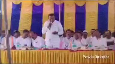 ಚಾಮರಾಜನಗರ: ತಮ್ಮಡಹಳ್ಳಿಯಲ್ಲಿ ಬಿಜೆಪಿ ತೊರೆದು ಕಾಂಗ್ರೆಸ್ ಸೇರಿದ ಮುಖಂಡರು, ಕಾರ್ಯಕರ್ತರು