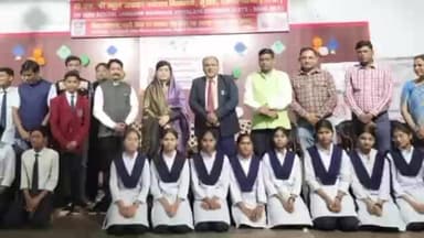 चुरहट: सीधी जिले के चुरहट नवोदय विद्यालय में फुटबॉल वितरण कार्यक्रम संपन्न, सीधी विधायक अनुपस्थित