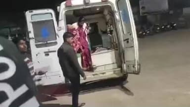 बसिया: ममरला के पास ऑटो पलटने से दो भाई जख्मी, सदर अस्पताल में भर्ती