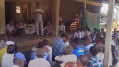 ધરમપુર: વાઘવળ ફળીયા નજીક આદિવાસીઓની બેઠક વેન અધિકાર કાયદાના અધુરા અમલ અને જમીન અધિકારની માંગ