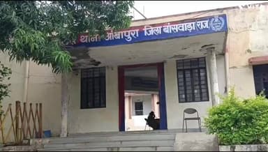 आबापुरा: आंबापुरा थाना क्षेत्र में 2 सहित जिले के 9 अलग-अलग गांवों से देसी हथकड़ शराब के मुकदमे दर्ज किए गए