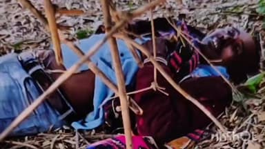 भंडरिया: रंका थाना के गोदरमाना में NH-343 गढ़वा-अंबिकापुर मार्ग पर झाड़ी में मिला शव