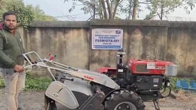 মিনাখাঁ: মিনাখাঁ কৃষি অফিস থেকে ৮৫ জন কৃষকদের বিভিন্ন ধরনের কৃষি যন্ত্রপাতি তুলে দেওয়া হল কৃষি দপ্তর থেকে