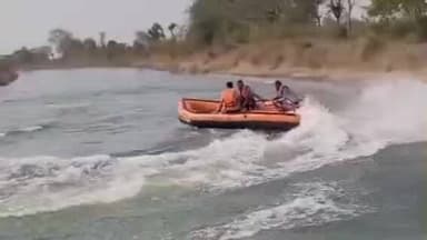 टिमरनी: भैंस बचाने में बहे बुजुर्ग का शव मिला, 3 दिन बाद ग्राम फुलड़ी में नहर से निकाला गया