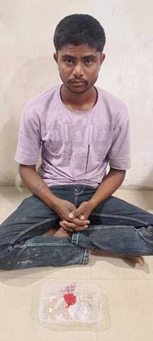 હળવદ: હળવદ ના ટીકર ગામે થયેલ ઘર ફોડ ચોરીના ગુના નો ભેદ ઉકેલ આરોપીને મુદ્દામાલ સાથે પોલીસે દબોચી લીધો