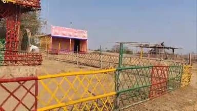 ठाकुरगंगटी: ठाकुर गंगटी प्रखंड के बस्ता पहाड़ी शिव मंदिर के पास यज्ञ मंडप का निर्माण कार्य गुरुवार को हुआ पूरा