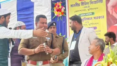 ডোমকল: ডোমকলে অল বেঙ্গল ইমাম মোয়াজ্জিন সংগঠনের বিনামূল্যে চিকিৎসা এবং চক্ষু পরীক্ষা শিবির পাশাপাশি রক্তদান ,উপস্থিত DM ও SP