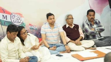 ডায়মন্ডহারবার ২: ডায়মন্ড হারবার বিধানসভা এলাকায় বিভিন্ন অঞ্চলের বুধ ভিত্তিক সাংগঠনিক আলোচনা সভায় উপস্থিত বিধায়ক