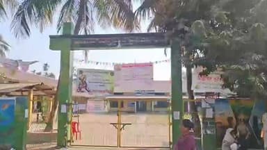 উত্তৰ লক্ষীমপুৰ: লখিমপুৰত ৬০টা কেন্দ্ৰত ১৭,৫৫৫ গৰাকী পৰীক্ষাৰ্থী অৱতীৰ্ণ হৈছে হাইস্কুল শিক্ষান্ত পৰীক্ষাত আজি অনুষ্ঠিত হয় দ্বিতীয় পৰীক্ষা