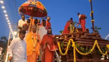 ಹನೂರು: ಮಹಾಶಿವರಾತ್ರಿ ಜಾತ್ರೆ ಅಂಗವಾಗಿ ಮಲೆಮಹದೇಶ್ವರ ಬೆಟ್ಟದಲ್ಲಿ ತೇರು ಕಟ್ಟುವ ಕಾರ್ಯಕ್ಕೆ ಚಾಲನೆ