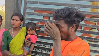 राजगीर (नालंदा): राजगीर थाना क्षेत्र के कमल बीघा गांव में एक दलित मजदूर के साथ मारपीट और जातिसूचक गालियों का मामला सामने...