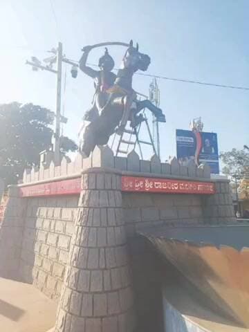 ದಾವಣಗೆರೆ: ದುಗ್ಗಮ್ಮನ್ನ ಜಾತ್ರೆಗೆ ಜಿಲ್ಲಾಡಳಿತದಿಂದ ಹಳೇ ದಾವಣಗೆರೆ ನಿರ್ಲಕ್ಷ್ಯ: ಸಿಂಗರಿಸಲು ಮುಖಂಡರ ಮನವಿ