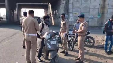 અંજાર: આશાબા વેબ્રિજ સહિતના વિસ્તારમાં પૂર્વ કચ્છ જિલ્લા ટ્રાફિક પોલીસે સપાટો બોલાવ્યો