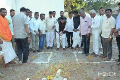 ಹಾವೇರಿ: ನಗರದಲ್ಲಿ ಪತ್ರಿಕಾ ಭವನದ ಅಭಿವೃದ್ಧಿ ಕಾಮಗಾರಿ ಭೂಮಿ ಪೂಜೆ; ಉಪಾಸಭಾಪತಿ ರುದ್ರಪ್ಪ ಲಮಾಣಿ ಭಾಗಿ