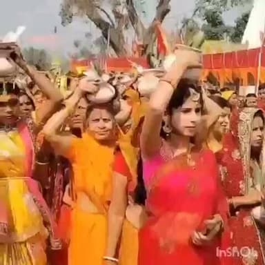 कृत्यानंद नगर: प्रखंड के भोकरहा गांव में महाशिवरात्रि के पावन अवसर पर नवनिर्मित प्रतिमाओं की स्थापना के लिए भाव कलश यात्रा निकाली गई